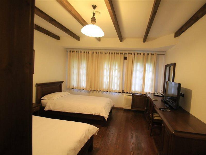 Boutique Hotel Muzaka Берат Екстер'єр фото