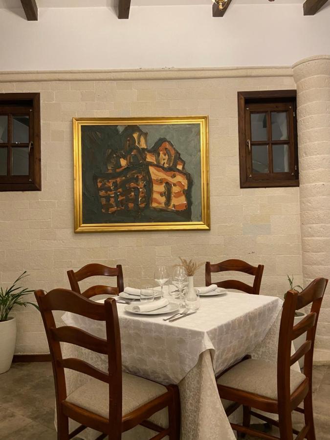 Boutique Hotel Muzaka Берат Екстер'єр фото