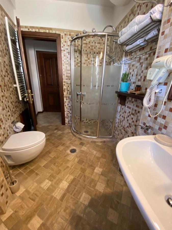 Boutique Hotel Muzaka Берат Екстер'єр фото