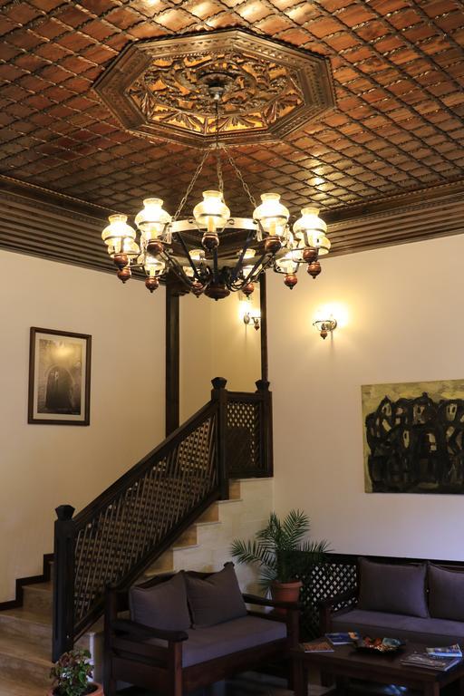 Boutique Hotel Muzaka Берат Екстер'єр фото